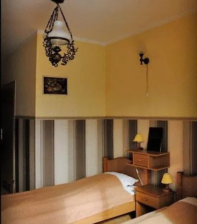 Gosciniec Nad Zalewem Sosina Konukevi Jaworzno